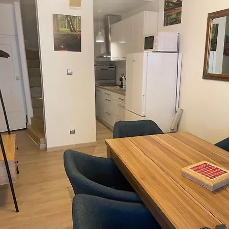 Maison Hypercentre Avec Parking Апартаменты